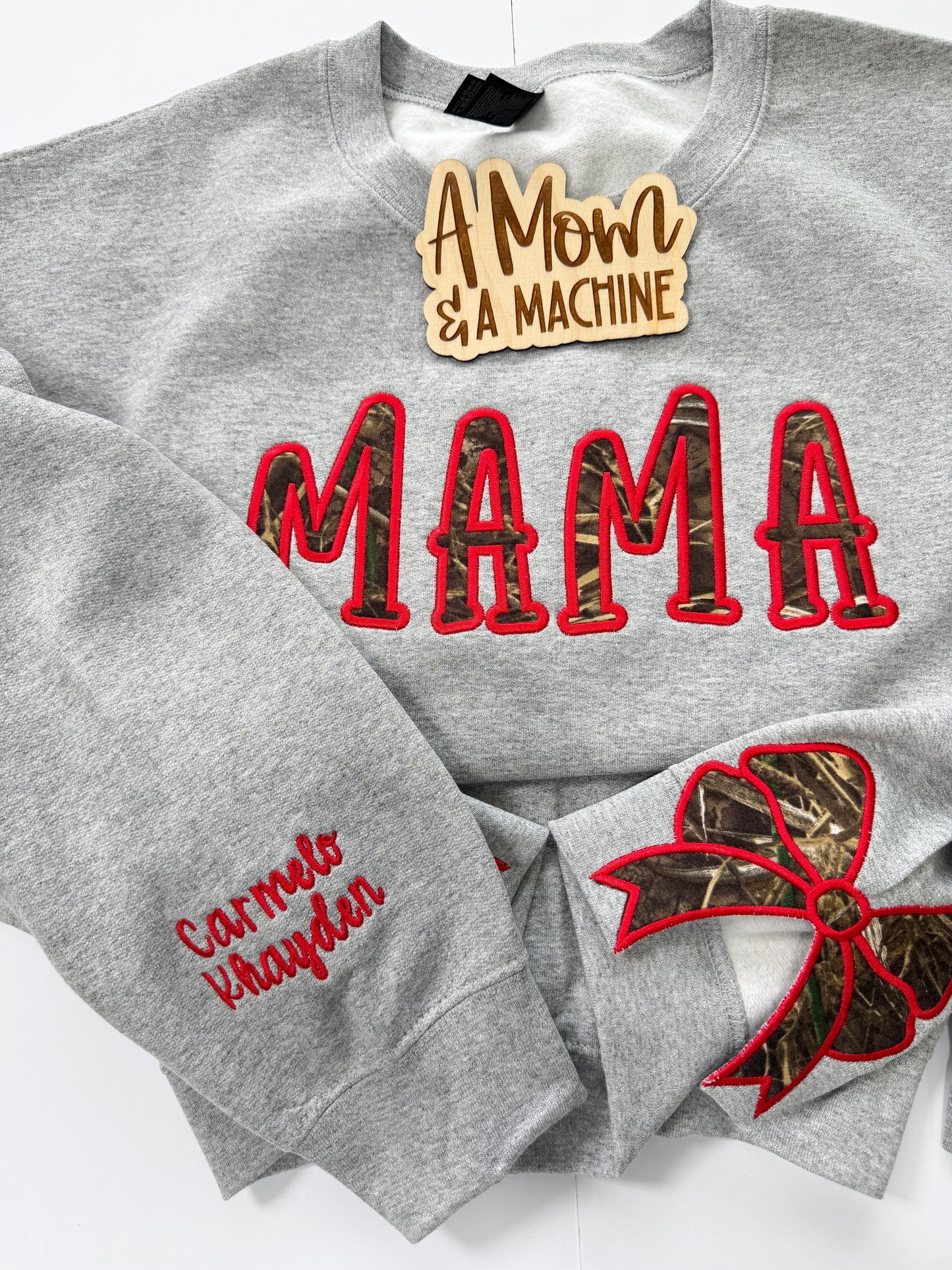 Cute Mama Appliqué Sweatshirt